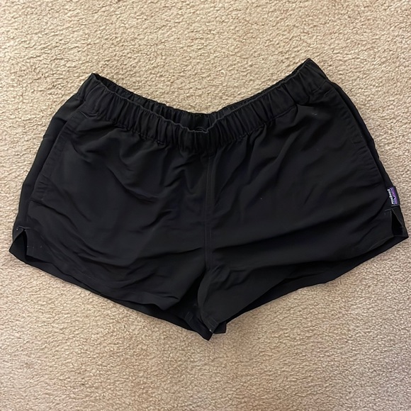 Patagonia Pants - Black Patagonia 2.5” Barely Baggies, Womens Small
